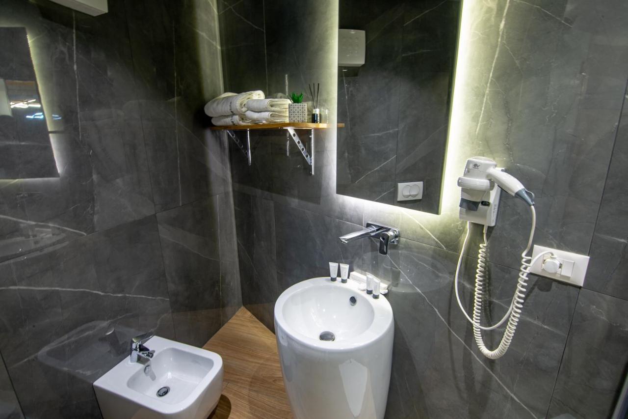 Tree Hotel Korce Ngoại thất bức ảnh